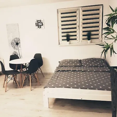 Апартаменты Boleslaviaapartments - Apartament Simon Болеславец