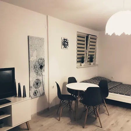 Boleslaviaapartments - Apartament Simon Болеславец